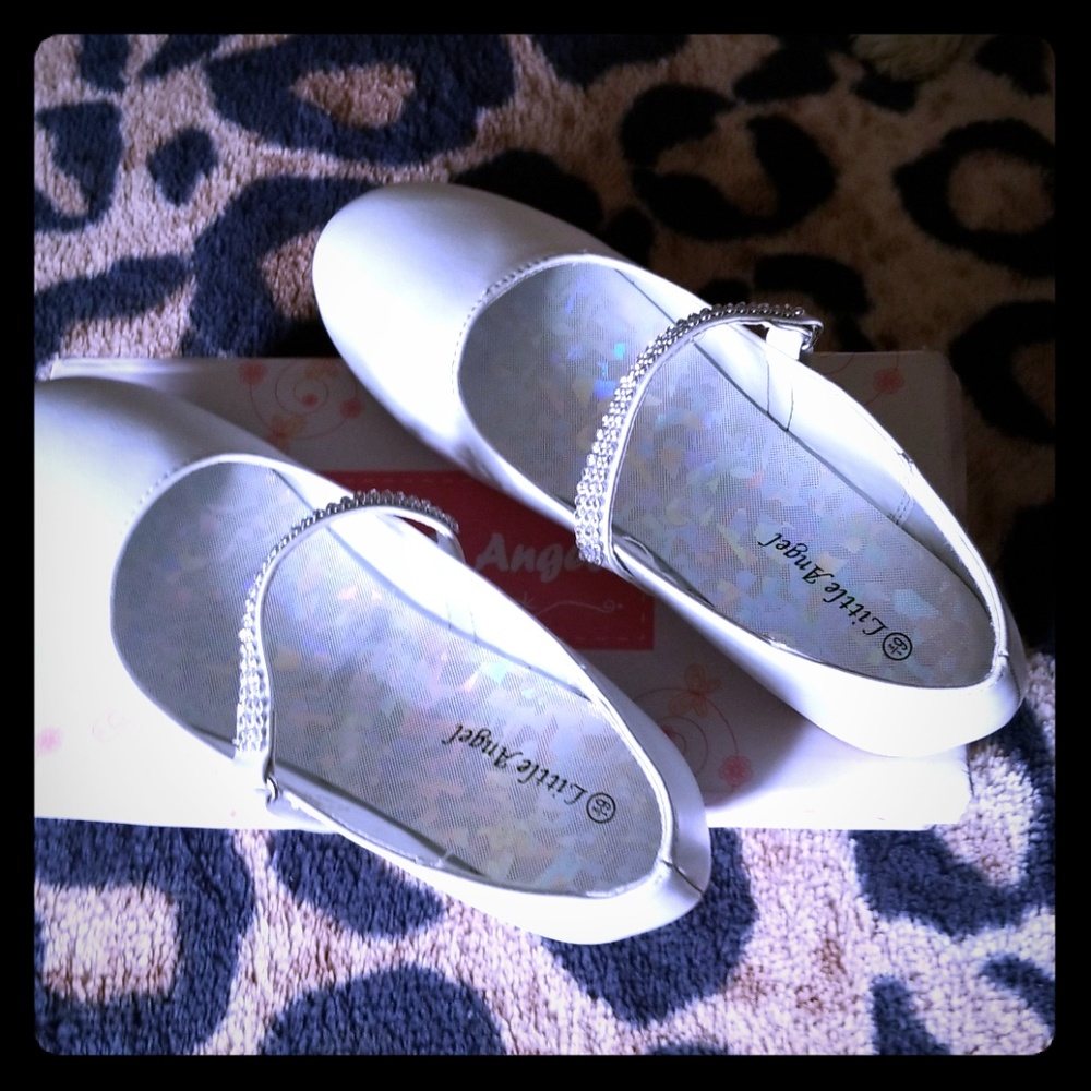 Kids dressy shoes